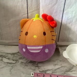 Sanrio Hello Kitty Pumpkin Halloween Squishmallow +rice bowl & zippy bag